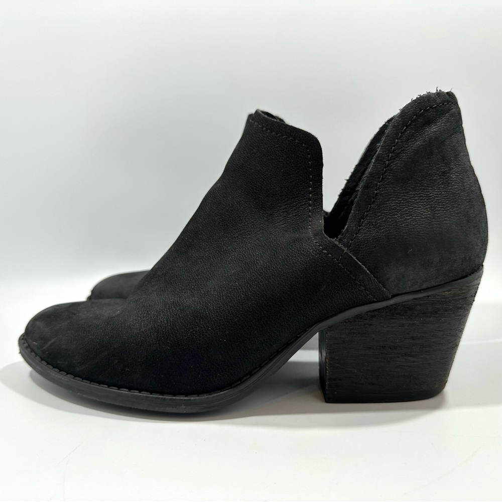 Steve Madden Adelphie Black Distressed Nubuck Leather Booties 8.5 M Boho Grunge